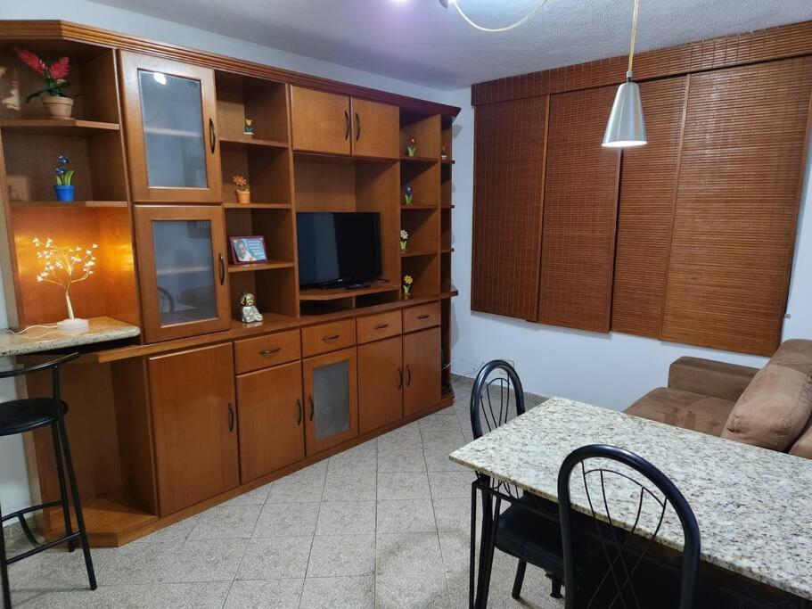 Lindo Em Icarai Perto De Tudo.