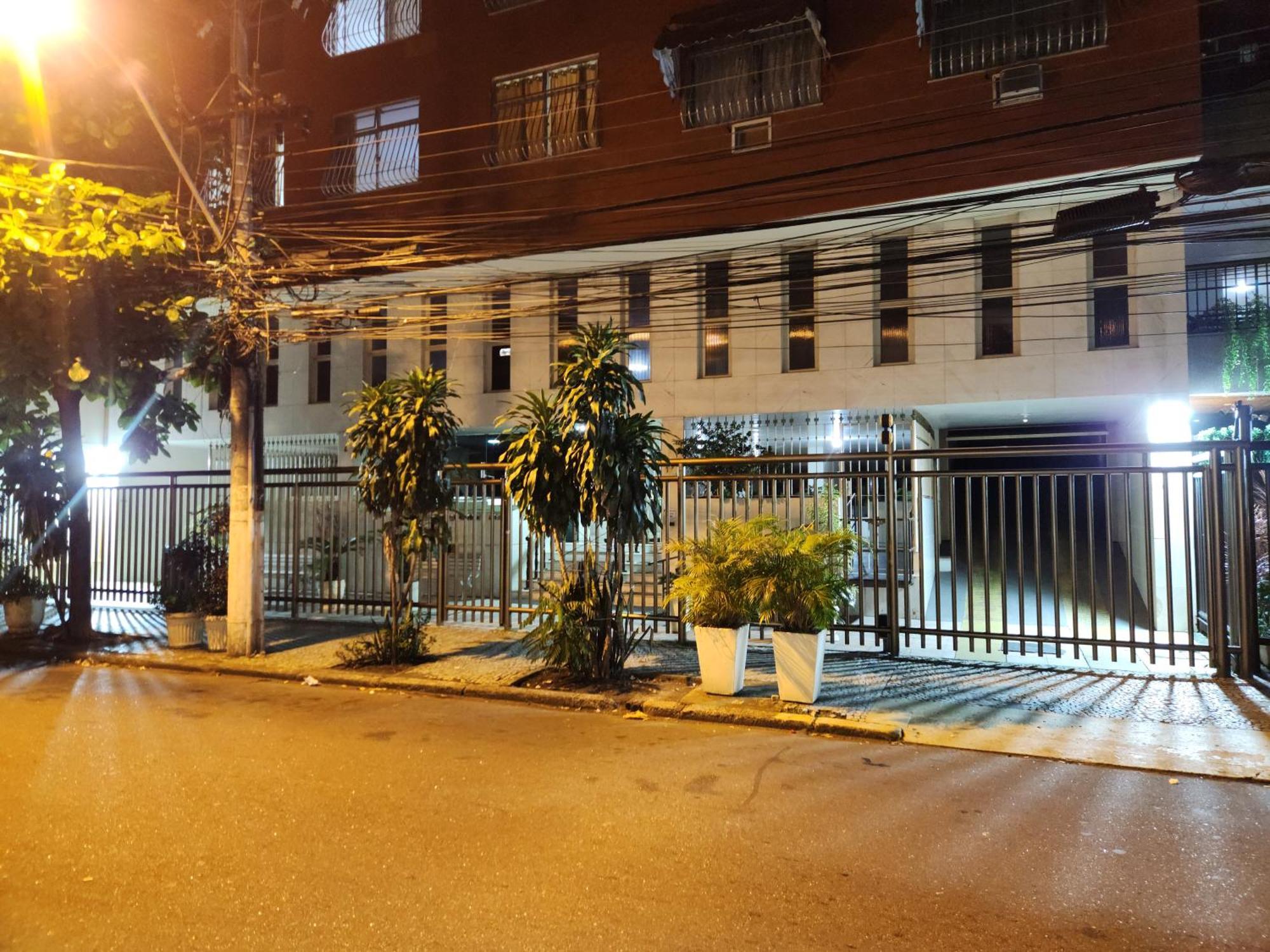 Lindo Em Icarai Perto De Tudo. *