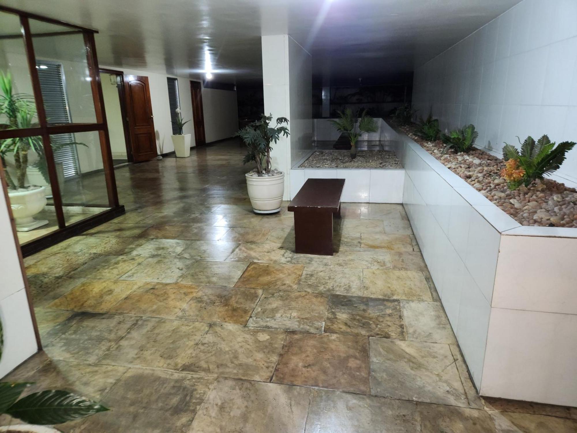 Lindo Em Icarai Perto De Tudo.